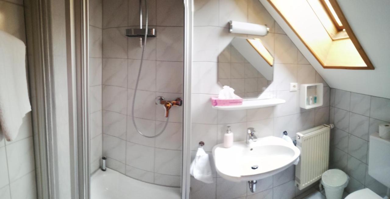Gaststaette Liebl Hotel Wiesent Kültér fotó